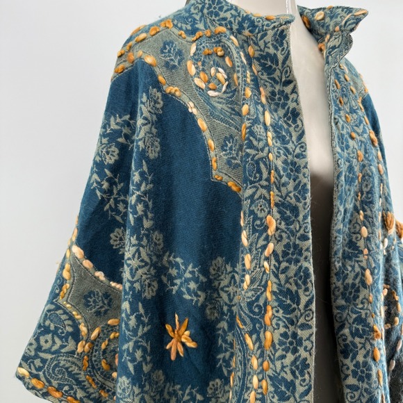 Paper Lace Womens One Size Poncho Style Cardigan Boho Embroidered Woven Indian - Picture 3 of 13